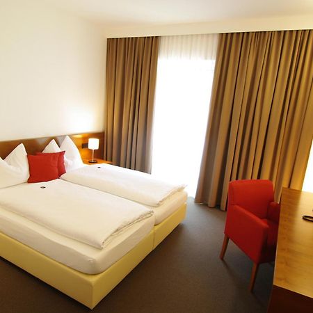Hotel & Restaurant Christkindlwirt Steyr Quarto foto