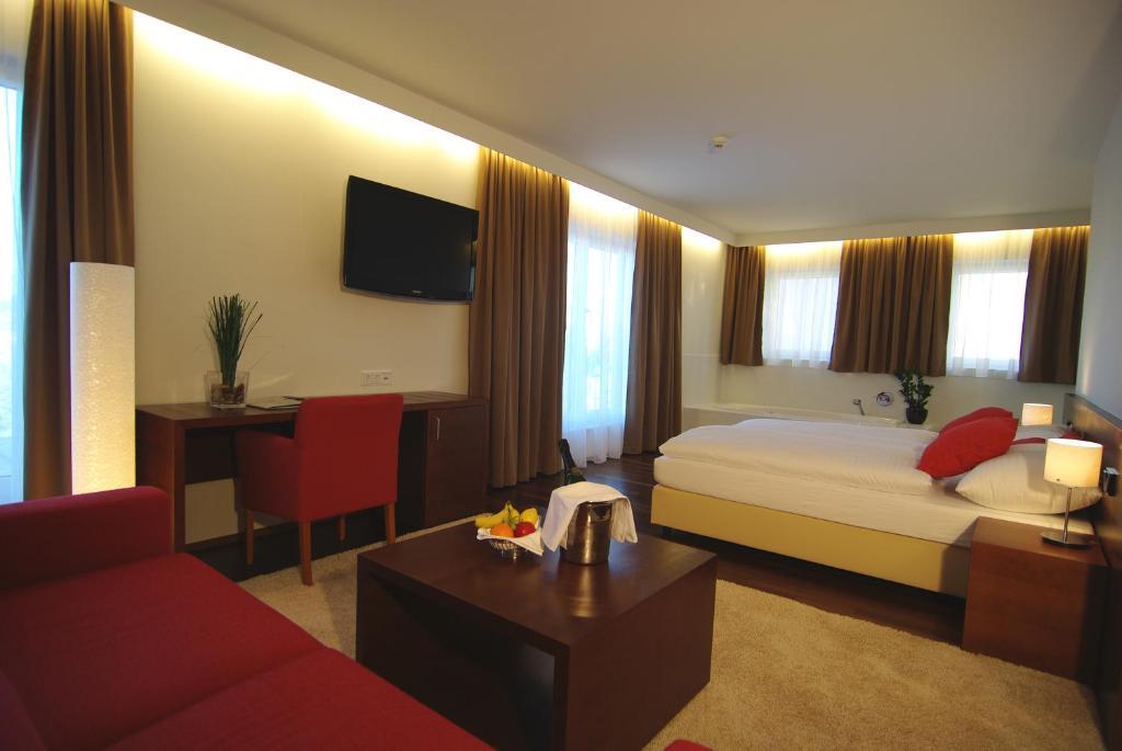 Hotel & Restaurant Christkindlwirt Steyr Quarto foto